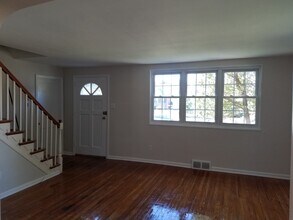 603 Topsfield Rd in Hatboro, PA - Foto de edificio - Building Photo