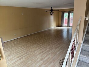 7925 Ridge Ave in Philadelphia, PA - Building Photo - Building Photo