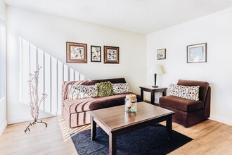 Rancho Alvarado in Las Vegas, NV - Building Photo - Building Photo