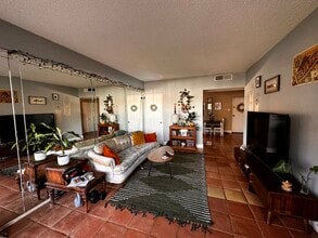349 E Thomas Rd, Unit Windsor Place in Phoenix, AZ - Foto de edificio - Building Photo