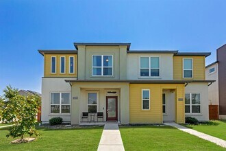5417 Charles Merle Dr. in Austin, TX - Building Photo - Building Photo
