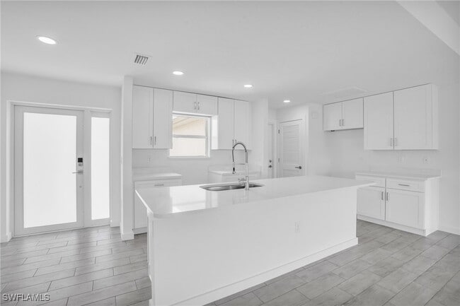 property at 2812 15th St SW