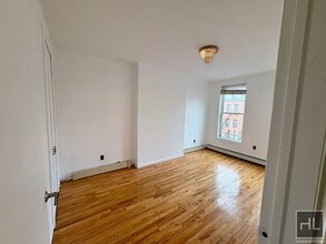 KELLY STREET, BRONX in Bronx, NY - Foto de edificio - Building Photo