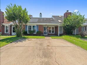 529 Brisa Dr in Chesapeake, VA - Building Photo - Building Photo