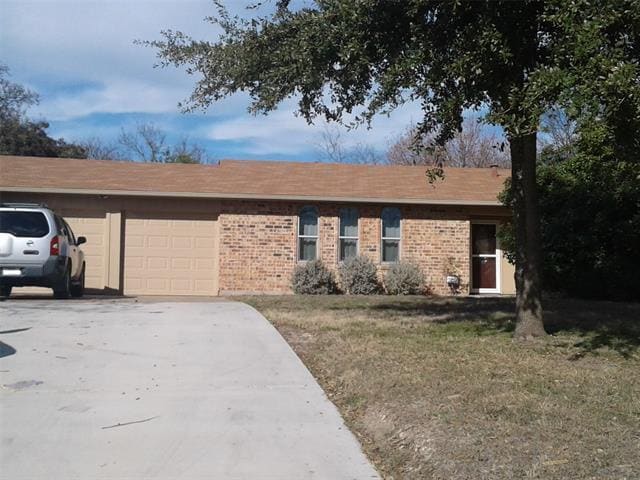 property at 209 Scenic Trail