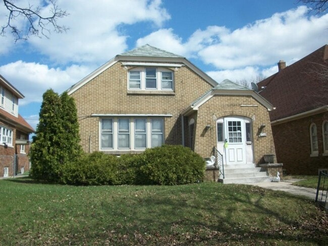 property at 4106 N 15th St