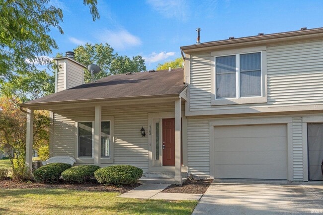 6104 Crofton Dr in Fort Wayne, IN - Building Photo - Building Photo