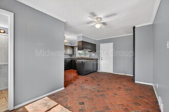 153 Bascom Dr in St. Louis, MO - Building Photo - Building Photo