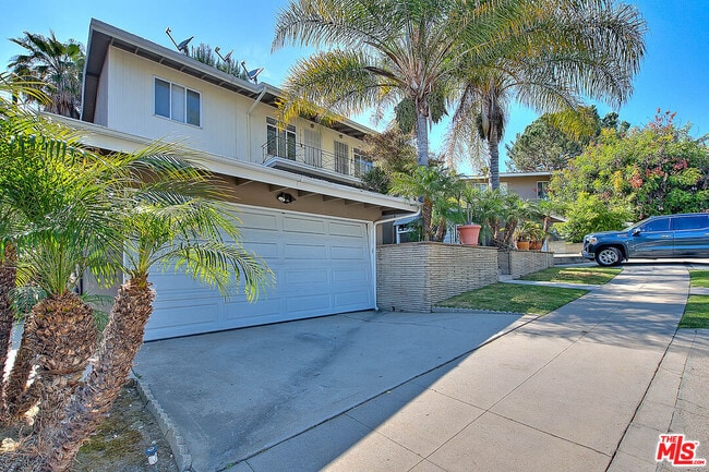 7017 Ramsgate Pl in Los Angeles, CA - Building Photo - Building Photo