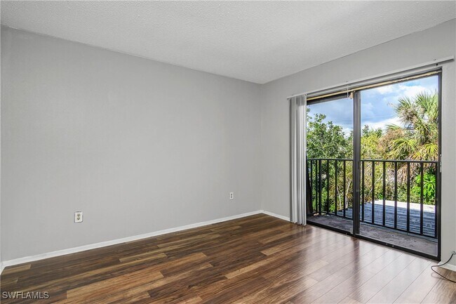property at 17989 San Juan Ct SE