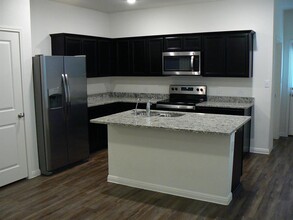 200 Woodpecker Run in Jarrell, TX - Building Photo - Building Photo