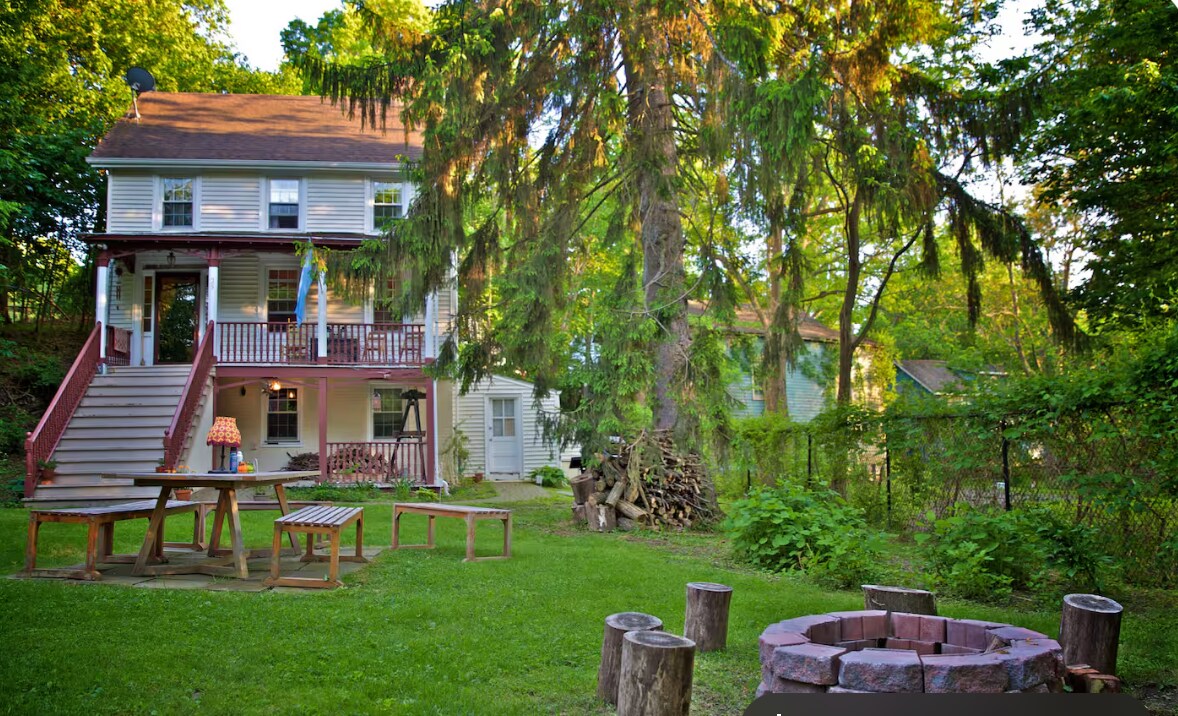 25 Rombout Ave in Beacon, NY - Building Photo