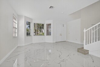 2089 Reston Cir in Royal Palm Beach, FL - Building Photo - Building Photo