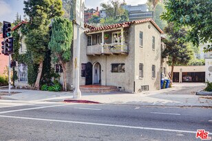 1492 Silver Lake Blvd in Los Angeles, CA - Building Photo