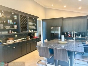 7958 NW 66th Terrace in Parkland, FL - Building Photo - Building Photo