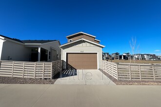 8734 Middle Frk St in Littleton, CO - Building Photo - Building Photo
