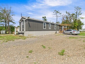 12418 N Lake Houston Pkwy in Houston, TX - Building Photo - Building Photo