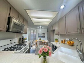 23328 Copante in Mission Viejo, CA - Building Photo - Building Photo