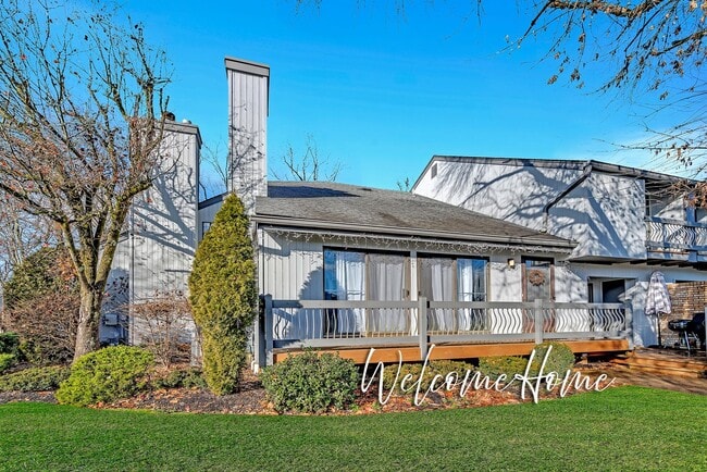 property at 12 Hackberry Ct