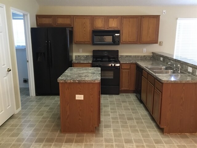 2609 Ensenada Ln in Fort Worth, TX - Building Photo - Building Photo