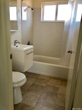 413 Huntington Ave in San Bruno, CA - Foto de edificio - Building Photo