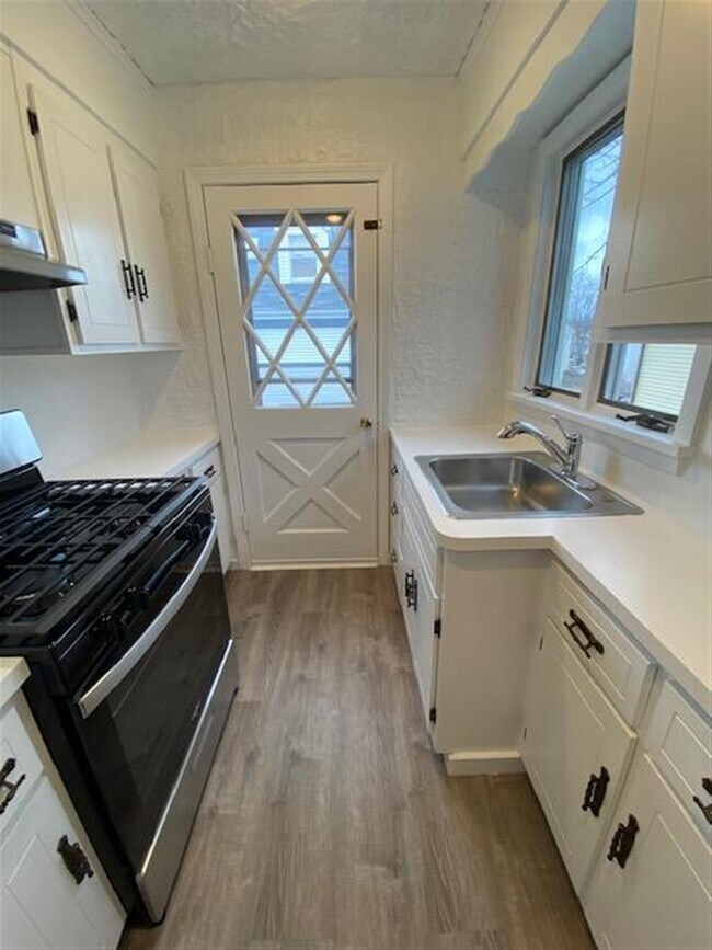 87 Marshall St Apartments and Nearby Somerville Apartments For Rent