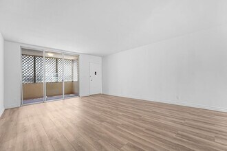 1237 Berkeley St, Unit 3 in Santa Monica, CA - Building Photo - Building Photo
