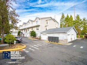 14110 SE 171st Way in Renton, WA - Building Photo - Building Photo