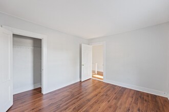 0 Main St in Dublin, NH - Foto de edificio - Building Photo