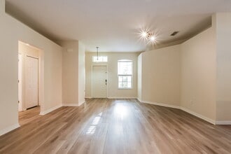 1174 Dekleva Dr in Apopka, FL - Building Photo - Building Photo