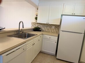 8183 Severn Dr in Boca Raton, FL - Building Photo - Building Photo