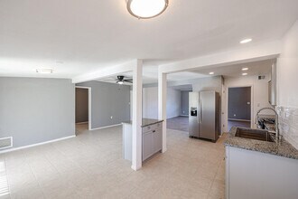 11417 N Hacienda Dr in Sun City, AZ - Building Photo - Building Photo