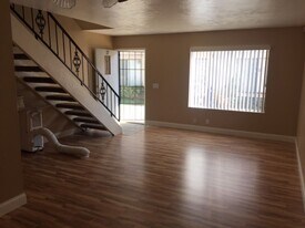 1604 Presioca St in Spring Valley, CA - Building Photo