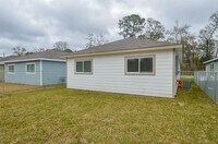 5807 Cebra St - 14