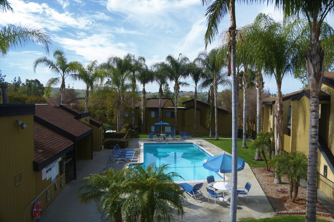 Bunker Hill Apartments in Riverside, CA - Building Photo - Building Photo