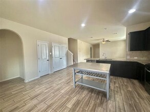 8164 Daisy Cutter Crossing in Georgetown, TX - Building Photo - Building Photo