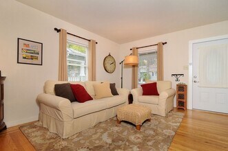 2209 D St in Sacramento, CA - Building Photo - Building Photo