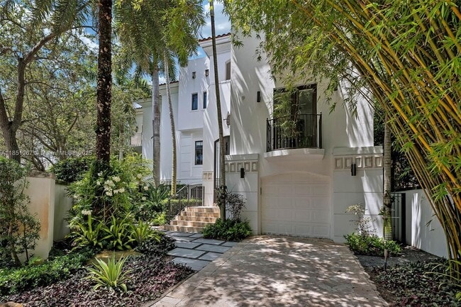 property at 3320 Devon Rd