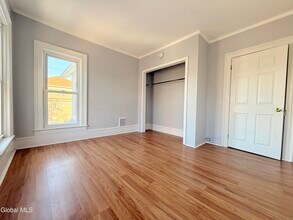 31 Union St in Glens Falls, NY - Foto de edificio - Building Photo