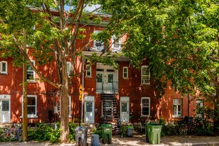 953 Saint-Ferdinand in Montréal, QC - Building Photo
