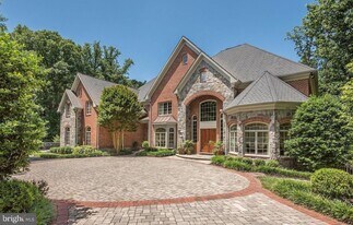 7841 Montvale Way in McLean, VA - Building Photo