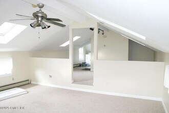 30 Woodland Dr, Unit 2 in Greenwich, CT - Building Photo - Building Photo