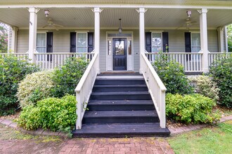 202 Lagoon Dr in Clarks Hill, SC - Building Photo - Building Photo