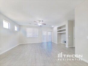14714 N 176th Ln in Surprise, AZ - Building Photo - Building Photo