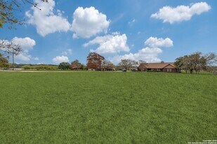 3140 Green Valley Rd in Cibolo, TX - Building Photo