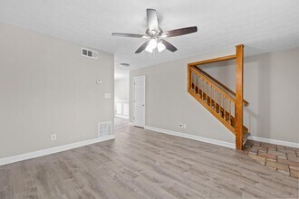 416 Northdale Ct in Lawrenceville, GA - Foto de edificio - Building Photo