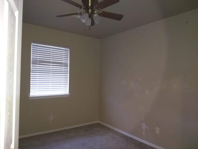 202 Timbercrest Ct in Stillwater, OK - Building Photo - Building Photo