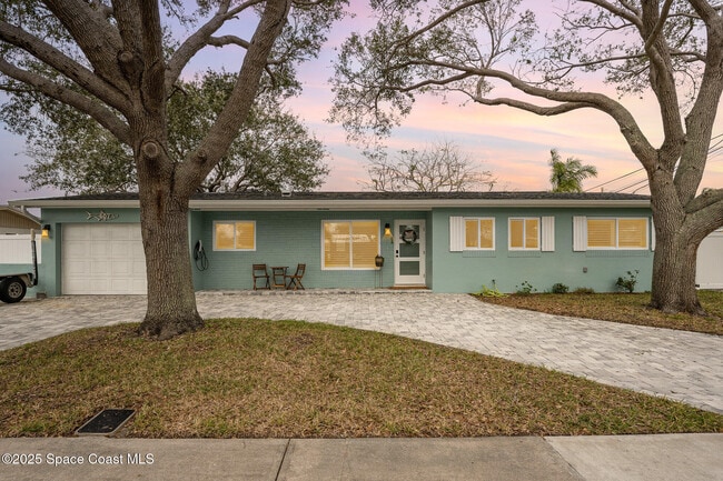 property at 407 Sandpiper Dr