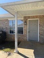 4213 Magnolia St in Texarkana, TX - Building Photo