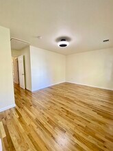 217 New York Ave in Jersey City, NJ - Building Photo - Building Photo